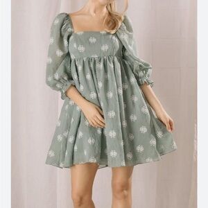 Storia Green and White Mini Sundress with Bishop Sleeves